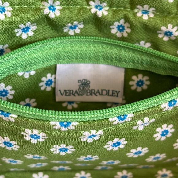 Vera Bradley Women's Strap Wallet Apple Green Pattern - Picture 6 of 16